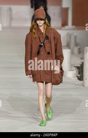 New York, Vereinigte Staaten. 12. September 2022. COACH SS23 Start- und Landebahn während der New York Fashion Week am 2022. September - New York, USA. 12/09/2022 Credit: dpa/Alamy Live News Stockfoto