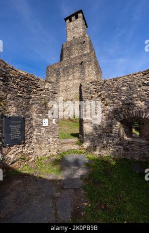 Alte mittelalterliche Burg von Grimburg in Deutschland Stockfoto