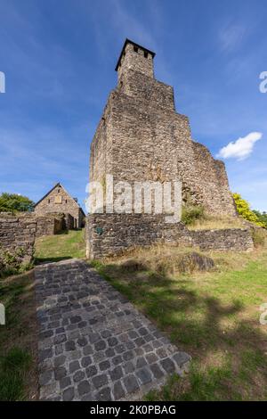 Alte mittelalterliche Burg von Grimburg in Deutschland Stockfoto