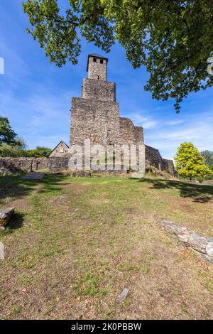 Alte mittelalterliche Burg von Grimburg in Deutschland Stockfoto