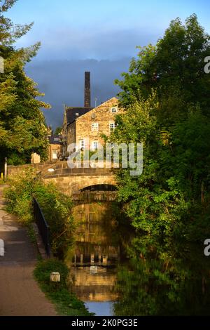 Black Pit Lock, Aqueduct, Hebble End Mill, Hebden Bridge Stockfoto