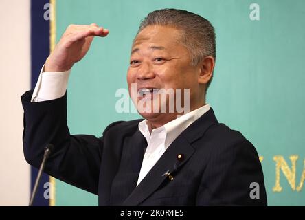 Tokio, Japan. 13. September 2022. Japans Opposition Nobuyuki Baba, der Vorsitzende der Japan Innovation Party, hält am Dienstag, dem 13. September 2022, eine Rede im Japan National Press Club in Tokio. Baba wurde auf der Parteiversammlung am 27. August als Nachfolger des Bürgermeisters von Osaka, Ichiro Matsui, für den neuen Parteiführer gewählt. Quelle: Yoshio Tsunoda/AFLO/Alamy Live News Stockfoto