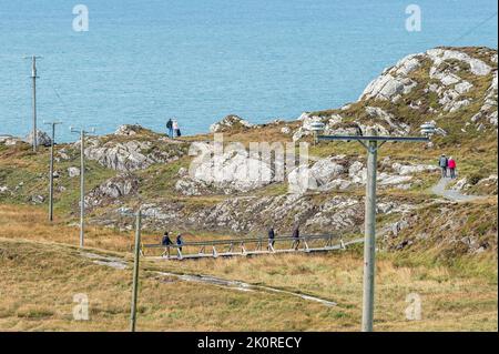 Sheep's Head, West Cork, Irland. 13. September 2022. Der malerische Sheep's Head war heute an einem sonnigen, aber luftigen Tag mit Touristen beschäftigt. Met Éireann hat für den Rest der Woche trockene und warme Tage prognostiziert. Quelle: AG News/Alamy Live News Stockfoto