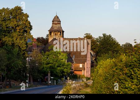 Der Turm der Burg von Frauen in Hessen Stockfoto