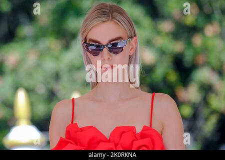 Die englische Schauspielerin Vanessa Kirby bei den Internationalen Filmfestspielen in Venedig 79 2022. Ankunft in Lido. Venedig (Italien), 7.. September 2022 Stockfoto