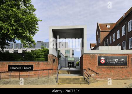 Elizabeth Court, Hampshire County Council Offices, Sussex Street, Winchester City, Hampshire; England, VEREINIGTES KÖNIGREICH Stockfoto