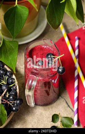 Smoothie Black Chokeberry Beeren Aronia Melanocarpa Stockfoto