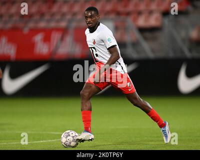 UTRECHT - Albert Lottin vom Jong FC Utrecht während des niederländischen Kitchen Champion-Spiels zwischen dem jungen FC Utrecht und ADO Den Haag am 12. September 2022 im Stadion Galgenwaard in Utrecht, Niederlande. Niederländische Höhe | Gerrit van Keulen Stockfoto