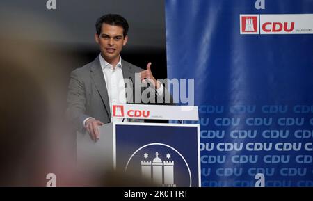 Hamburg, Deutschland. 13. September 2022. Christoph Ploß, Parteivorsitzender der CDU in Hamburg, spricht vor dem Landesausschuss der CDU Hamburg im Musiksaal im Besenbinderhof. Kredit: Marcus Brandt/dpa/Alamy Live Nachrichten Stockfoto