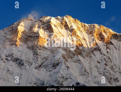Morgenansicht des Mount Annapurna vom Annapurna South Base Camp, Nepal Stockfoto