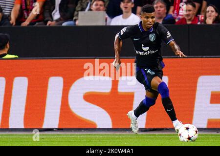 Leverkusen, Deutschland. 13. September 2022. LEVERKUSEN, DEUTSCHLAND - 13. SEPTEMBER: Jose Maria Gimenez von Atletico Madrid während des UEFA Champions League - Gruppe B-Spiels zwischen Bayer Leverkusen und Atletico Madrid in der BayArena am 13. September 2022 in Leverkusen, Deutschland (Foto von Rene Nijhuis/Orange Picics) Credit: Orange Pics BV/Alamy Live News Stockfoto