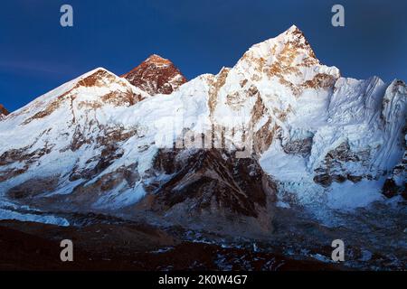 Nachtansicht des Mount Everest von Kala Patthar, Khumbu Tal, Solukhumbu, Sagarmatha Nationalpark, Nepal Himalaya Berge Stockfoto