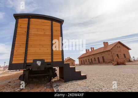 Al Ula, Saudi-Arabien – restaurierter Hejaz-Eisenbahnzug, der vom Osmanischen Reich gebaut wurde Stockfoto