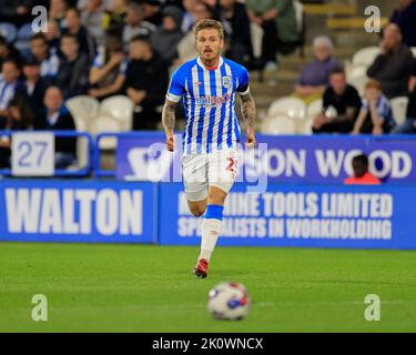 Huddersfield, Großbritannien. 13. September 2022. Danny ward #25 von Huddersfield Town während des Sky Bet Championship-Spiels Huddersfield Town gegen Wigan Athletic im John Smith's Stadium, Huddersfield, Großbritannien, 13.. September 2022 (Foto von Conor Molloy/News Images) in Huddersfield, Großbritannien am 9/13/2022. (Foto von Conor Molloy/News Images/Sipa USA) Quelle: SIPA USA/Alamy Live News Stockfoto