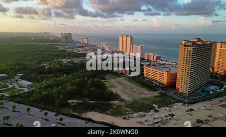 Eine malerische Vogelperspektive auf den Panama City Beach in Florida Stockfoto