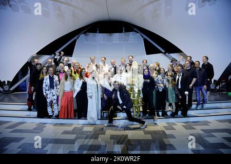 Julian Weigend, Jedermann, Jenny Löffler, Buhlschaft, Wolfgang Bahro, Teufel, Eva Habermann, Mammon, Markus Majowski, Tod, Marie Zielke, Guter Gesell, Stockfoto