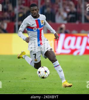 München, Deutschland. 13. September 2022. Fußball: Champions League, Bayern München - FC Barcelona, Gruppenphase, Gruppe C, Spieltag 2 in der Allianz Arena. Ousmane Dembele aus Barcelona in Aktion. Quelle: Sven Hoppe/dpa/Alamy Live News Stockfoto