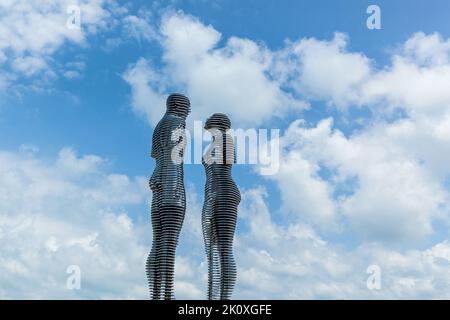 Batumi Georgia 25. Juni 2017: Bewegte Skulptur Ali und Nino am Ufer in Batumi. Sehenswürdigkeiten in Batumi. Stockfoto