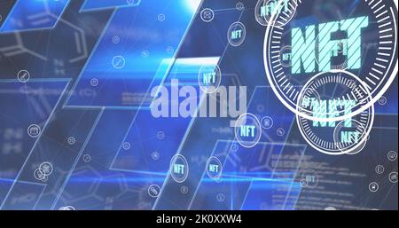 Abbildung des Scannens des Scope mit nft-Text und Datenverarbeitung über Quadraten auf schwarzem Hintergrund Stockfoto