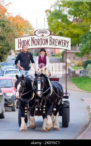 Hook Norton Brewery Horses deliving Beer to the local Pubs Hook Norton Oxfordshire England uk Stockfoto