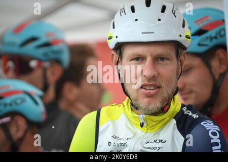 Namur, Belgien. 14. September 2022. Der Niederländer Taco van der Hoorn von Intermarche Wanty-Gobert Material beim Start des eintägigen Radrennens Grand Prix de Wallonie (199,6km) von Blegny zur Citadelle de Namur, in Namur, Mittwoch, 14. September 2022. BELGA FOTO DAVID STOCKMAN Kredit: Belga Nachrichtenagentur/Alamy Live News Stockfoto