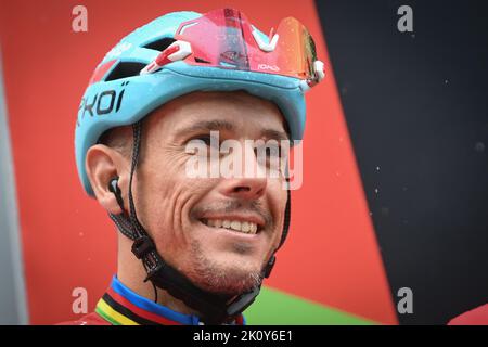 Namur, Belgien. 14. September 2022. Der Belgier Philippe Gilbert von Lotto Soudal beim Start des eintägigen Radrennens Grand Prix de Wallonie (199,6km) von Blegny zur Citadelle de Namur, in Namur, Mittwoch, 14. September 2022. BELGA FOTO DAVID STOCKMAN Kredit: Belga Nachrichtenagentur/Alamy Live News Stockfoto