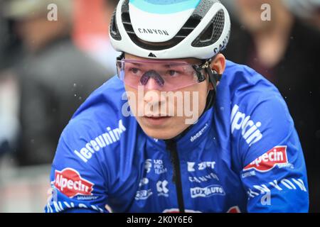 Namur, Belgien. 14. September 2022. Der Belgier Jasper Philipsen von Alpecin-Deceuninck beim Start des eintägigen Radrennens Grand Prix de Wallonie (199,6km) von Blegny zur Citadelle de Namur, in Namur, Mittwoch, 14. September 2022. BELGA FOTO DAVID STOCKMAN Kredit: Belga Nachrichtenagentur/Alamy Live News Stockfoto