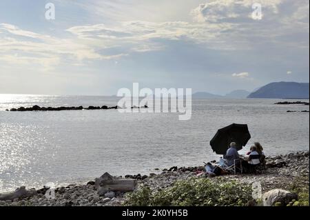 - Marina di Massa (Toscana), spiaggia libera - Marina di Massa (Toskana), freier Strand Stockfoto