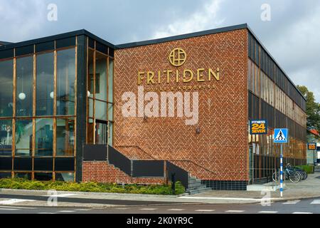 Ystad, Schweden 13 Sep, 2022:Altes umgebautes Badehaus mit Haupteingang zum Fitness- und Fitnessbereich Stockfoto