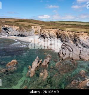 Dollar Cove in der Nähe von helston cornwall Sonnentag erhöhte Ansicht quadratischen Format Stockfoto