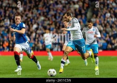 Glasgow, Großbritannien. 14. September 2022. Napoli's Glasgow Khvicha Kvaratskhelia Stadium während eines Spiels zwischen den Rangers und Napoli im Ibrox Stadium in Glasgow, Schottland, gültig für die UEFA Champions League (Gruppe A). ((6257)/SPP) Credit: SPP Sport Press Photo. /Alamy Live News Stockfoto