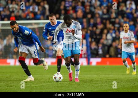 Glasgow, Großbritannien. 14. September 2022. Der FC Rangers spielte den FC Napoli im Ibrox-Stadion der Rangers, Glasgow, Schottland, Großbritannien, in der Champions League Group Stage. Der Schiedsrichter war Antonio Maten Lahoz aus Spanien. Kredit: Findlay/Alamy Live Nachrichten Stockfoto