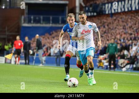 Glasgow, Großbritannien. 14. September 2022. Der FC Rangers spielte den FC Napoli im Ibrox-Stadion der Rangers, Glasgow, Schottland, Großbritannien, in der Champions League Group Stage. Der Schiedsrichter war Antonio Maten Lahoz aus Spanien. Kredit: Findlay/Alamy Live Nachrichten Stockfoto