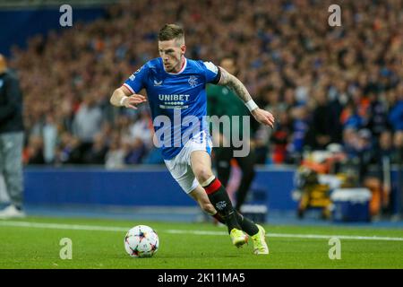 Glasgow, Großbritannien. 14. September 2022. Der FC Rangers spielte den FC Napoli im Ibrox-Stadion der Rangers, Glasgow, Schottland, Großbritannien, in der Champions League Group Stage. Der Schiedsrichter war Antonio Maten Lahoz aus Spanien. Kredit: Findlay/Alamy Live Nachrichten Stockfoto