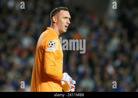 14. September 2022, Glasgow, Großbritannien. Der FC Rangers spielte den FC Napoli im Ibrox-Stadion der Rangers, Glasgow, Schottland, Großbritannien, in der Champions League Group Stage. Der Schiedsrichter von Antonio Maten Lahoz aus Spanien. Kredit: Findlay / Alamy Live Nachrichten Stockfoto