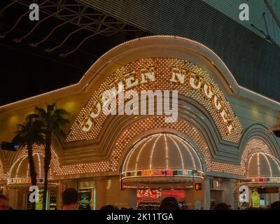 Las Vegas USA - 15 2008. August; hell erleuchteter Eingang zum Golden Nugget Casino und Hotel in Fremont oder der Altstadt Stockfoto