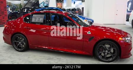 14. August 2022, Detroit, Michigan, USA: Der Alfa Romeo 2023 ist eine Schönheit (Foto: © Alexis Doty/ZUMA Press Wire) Stockfoto