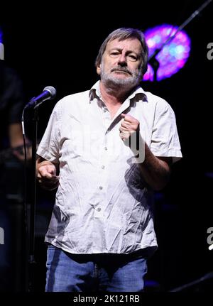 Miami, Vereinigte Staaten Von Amerika. 14. September 2022. HOLLYWOOD, FL 14. SEPTEMBER: Southside Johnny & The Asbury Jukes treten am 14. September 2022 in Hollywood bei Hard Rock Live im Seminole Hard Rock Hotel & Casino auf. Florida. (Foto von Alberto E. Tamargo/Sipa USA) Quelle: SIPA USA/Alamy Live News Stockfoto