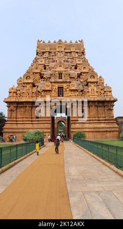 Die erstaunliche Darstellung auf dem Eingang des Brihadeshwara-Tempels, Thanjavur, Tamil Nadu, Indien. Stockfoto