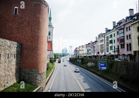 Bratislava, Slowakei - 08. Mai 2022: Straße der Ansicht Bratislava, Slowakei. Stockfoto