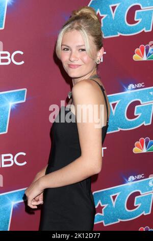 LOS ANGELES - SEP 14: Darci Lynne Farmer bei der America's Got Talent Season 17 - Live Show Gewinner Red Carpet im Pasadena Sheraton Hotel am 14. September 2022 in Pasadena, CA Stockfoto