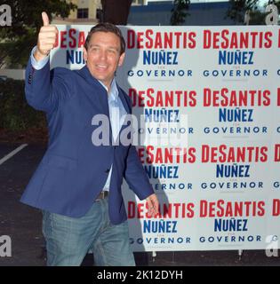 BOCA RATON, FL - November 04: Ron DeSantis, Rudy Giuliani und Attorney General Pam Bondi in Boca Raton am 4. November 2018 in Boca Raton, Florida. Personen: Ron DeSantis Stockfoto