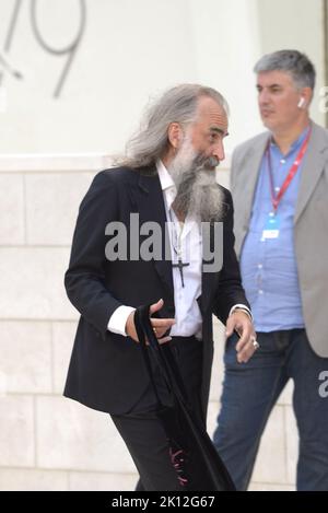 Warren Ellis nimmt an der BLONDEN Filmpremiere beim Venice Film Festival 79. 2022, September 8., Venedig Teil. FAMA © Fausto Marci Stockfoto