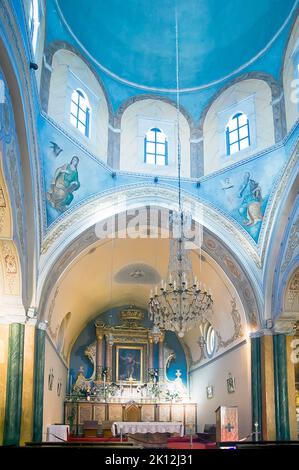 Das St. Johannes der Täufer, die römisch-katholische Kirche in Fira, Santorin, Griechenland Stockfoto