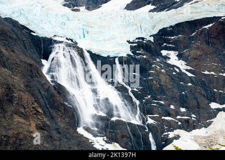 Eisabbruch am Glaciar del Frances, Torres del Paine Nationalpark, Patagonien, Chile, Südamerika Stockfoto