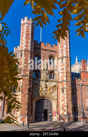 Great Gate, St. John's College, University of Cambridge, Cambridge, Cambridgeshire, England, Vereinigtes Königreich, Europa Stockfoto