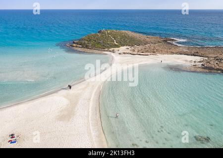 Berühmter Nissi Strand im Frühjahr, vor Beginn der Touristensaison. Ayia Napa, Zypern Stockfoto