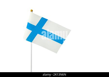 Finnland Flagge winkt auf weißem Hintergrund, Nahaufnahme, isoliert Stockfoto