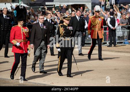 London, Vereinigtes Königreich, 14.. September 2022:- die Prozession von Queen Elizabeth's Coffin zur Westminster Hall Stockfoto