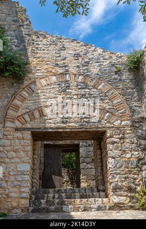 Die Mauern des Kassiopi Schlosses auf Korfu Insel, Griechenland Stockfoto